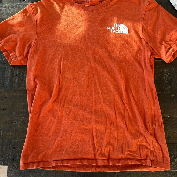 The North Face T-shirt - Picture 3 of 3